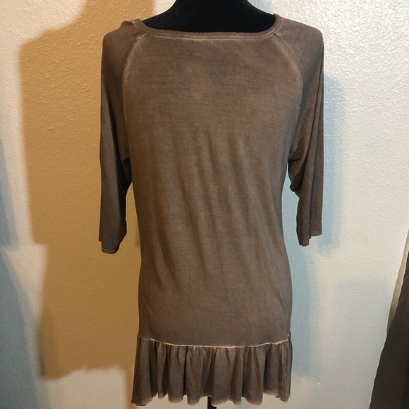 New Danielle Drop Waist Oil Dye Exposed Seam Top - Picture 2 of 9